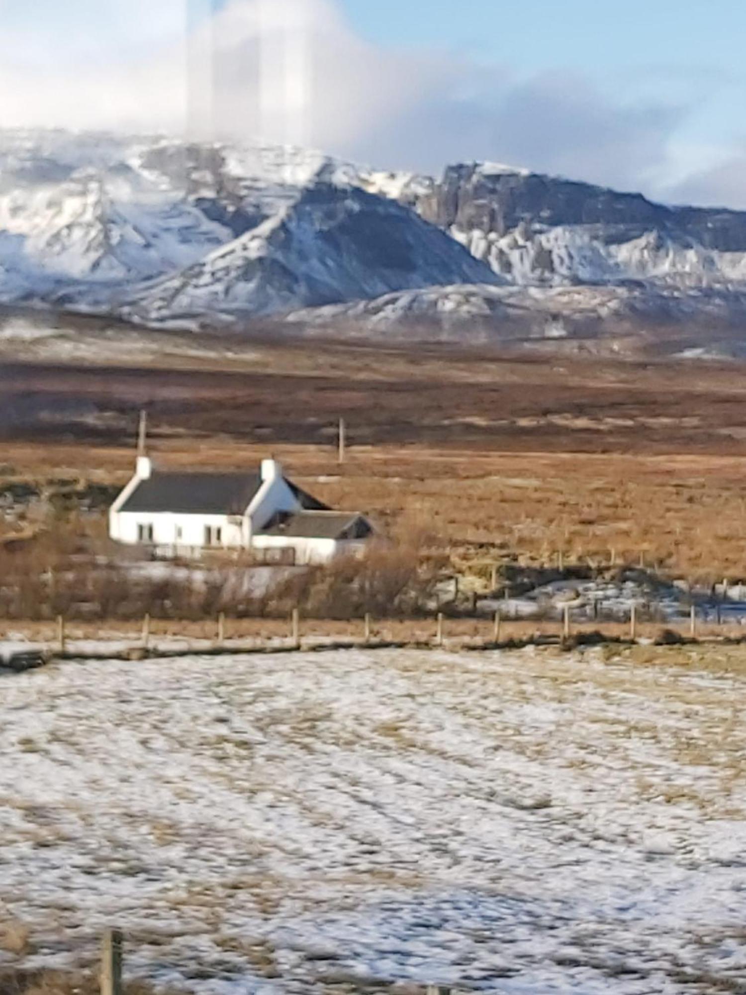 Bed and Breakfast Benview House à Staffin Extérieur photo