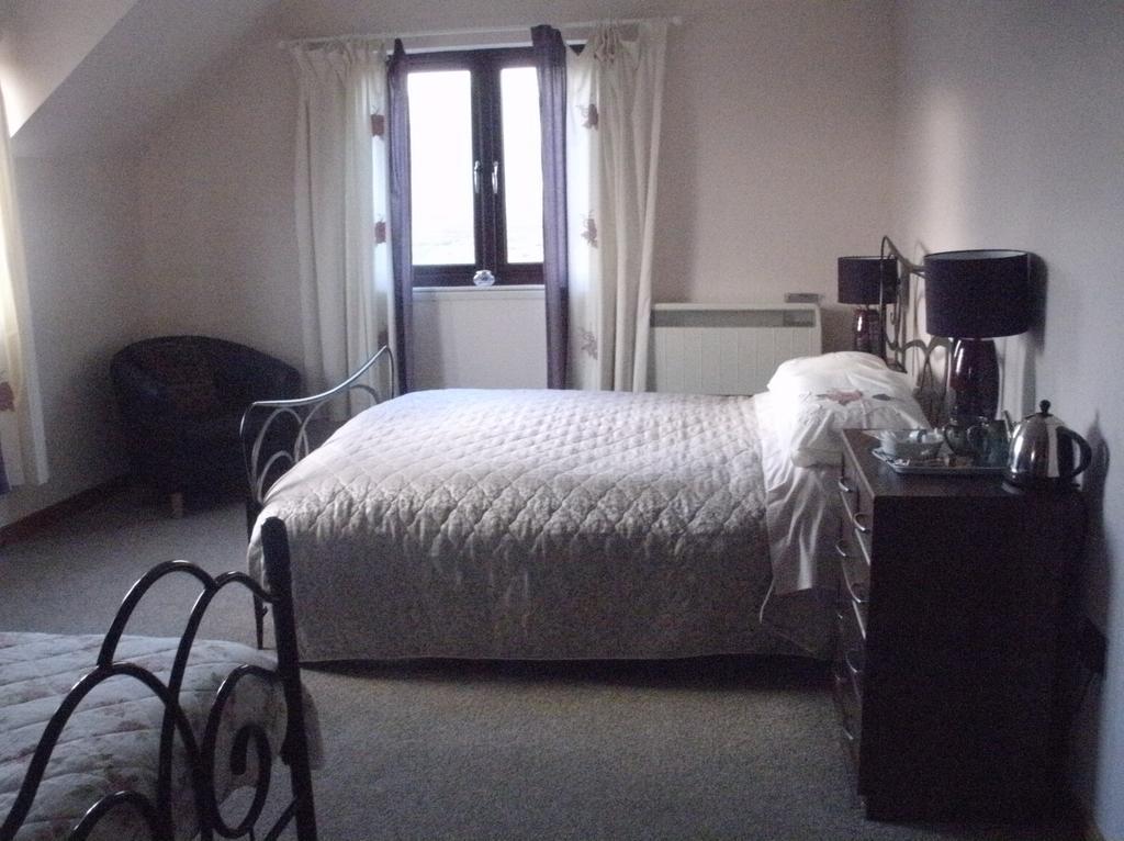 Bed and Breakfast Benview House à Staffin Chambre photo