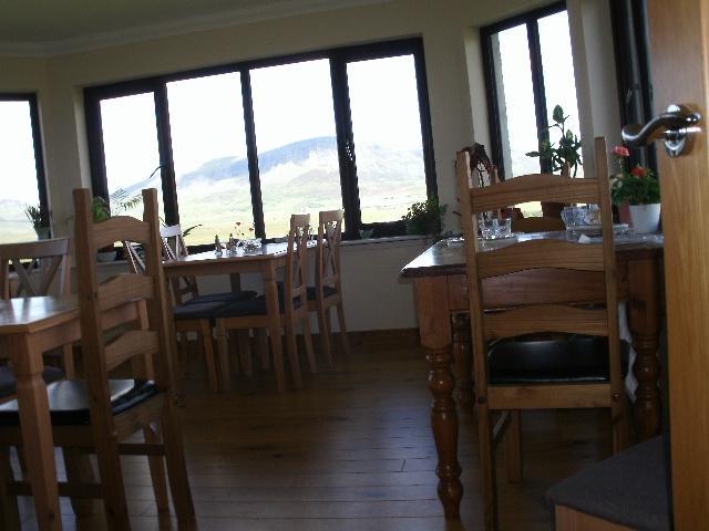 Bed and Breakfast Benview House à Staffin Extérieur photo